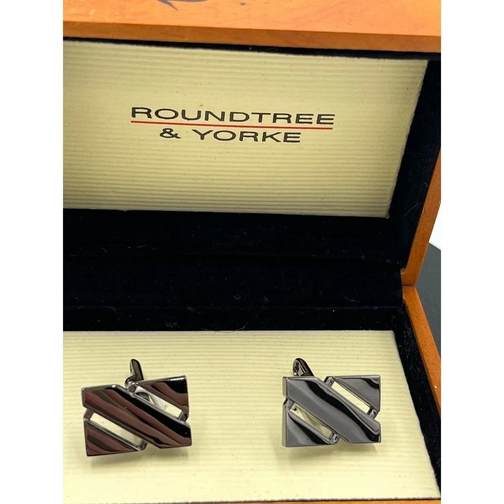 Roundtree & Yorke‎ Gunmetal Diagonal Cufflinks in Wooden Box New